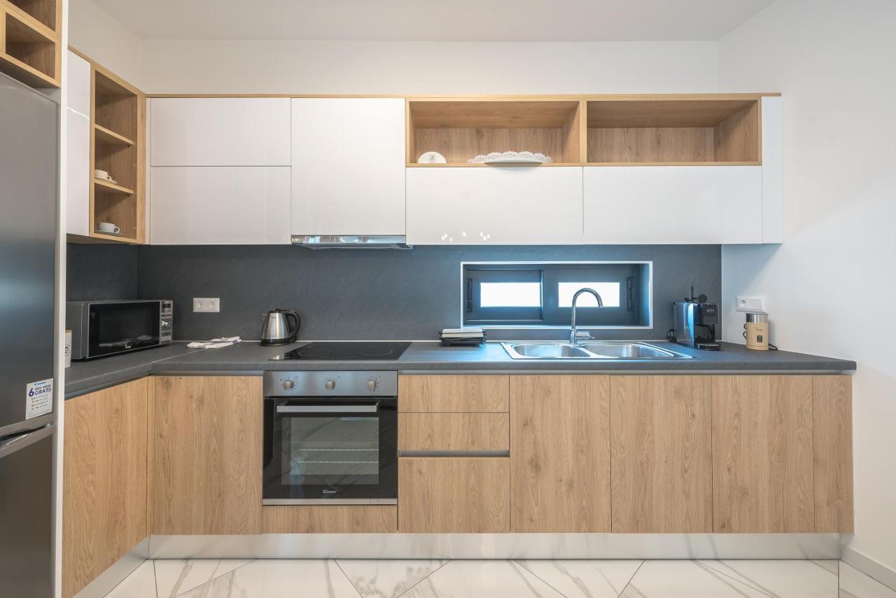 Newly Renovated Apt In The Heart Of Kerameikos Athen Eksteriør billede